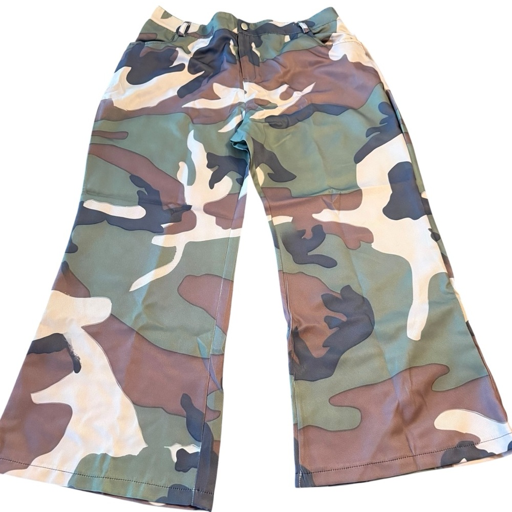 Women’s Plus Size Wide Leg Camo Print Pants Size 4XL Button Zip Front NWOT